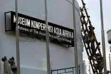 Peringatan Konferensi...