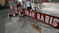 Azab Penimbun BBM Bersubsidi,...