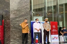 Hary Tanoesoedibjo Lepas...