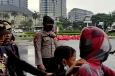 Siswa SMP Kelas 1 Asal...