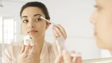 6 Tips Makeup Agar Tahan...