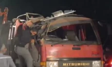 Mobil Pemadam Kebakaran...