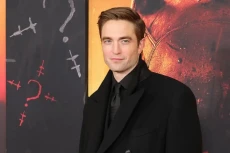 Robert Pattinson Dikonfirmasi...