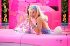 Cantiknya Margot Robbie,...