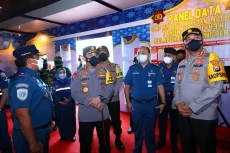 Tinjau Pelabuhan Tanjung...