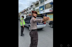 Unik! Ayah dan Anak...