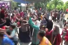 Heboh! Pedagang Pecel...