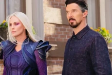Charlize Theron Bagikan...