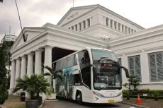 Bus Wisata Transjakarta...