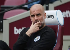 Manchester City Ditahan...