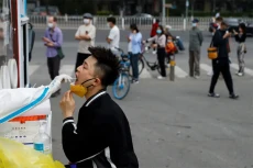 Bendung Covid-19, Beijing...