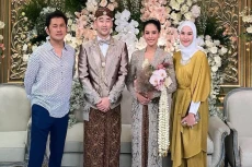 Zaskia Adya Mecca Ikut...