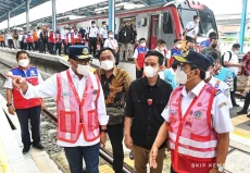 Mas Gibran Girang, Jalur...