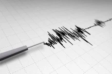 Gempa Bumi 6,5 M Guncang...