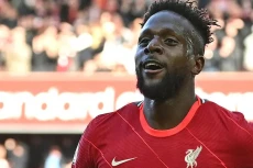 Pamitan dengan Liverpool,...
