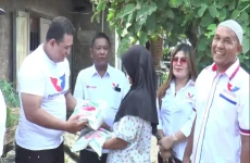 Beri Bantuan Warga Terdampak...