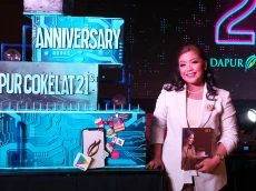 Two Season Dapur Cokelat,...