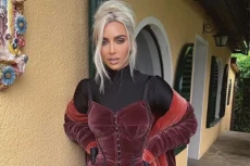Kim Kardashian Rela...