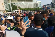 Peringatkan PKL di Kawasan...