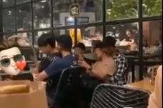 Viral Kafe di Jakarta...