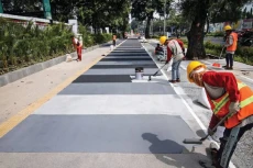 Trotoar Jalan di Tebet...