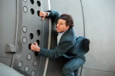 5 Film Tom Cruise dengan...