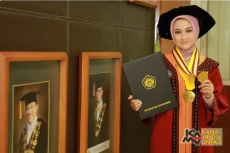 Kisah Rein, Masuk Unpad...