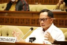 Tito Karnavian Paparkan...