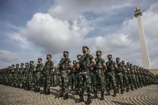 Cara Membedakan TNI...