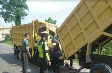 Tabrakan Maut di Padang...