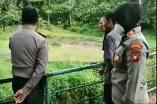 Pengunjung Sinka Zoo...