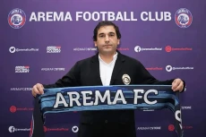 Didesak Mundur, Pelatih...