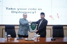 Staf Ahli Kemlu Muhsin...
