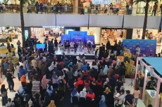 Antusias Sambut Para...