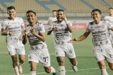 Hasil Bali United vs...