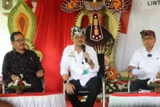 Tindaklanjuti Reforma...