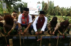 Rayakan HUT DKI Jakarta,...