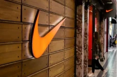 Akhirnya! Nike Hengkang...