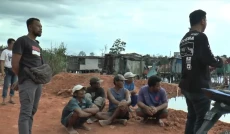 Gerebek Tambang Pasir...