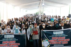 Dekat dengan Ulama,...