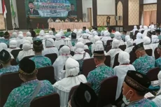 Terbang Besok, Kloter...