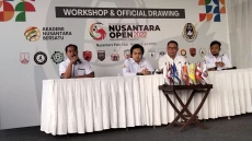 16 Tim Akademi Sepak...
