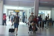Singapura Geser Australia...