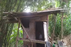 Sengsara! Pemulung Ini...