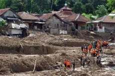 Bencana Kepung Bogor,...