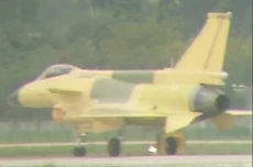 Tiru Pesawat F-16 AS,...