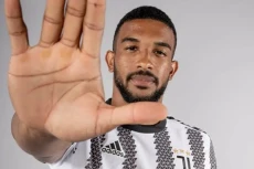Eks Bek Torino Pengganti...