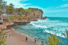 6 Pantai Cantik di Gunungkidul...