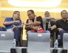 JIS, Stadion Kebanggaan...