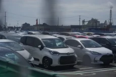 Gambar Toyota Sienta...